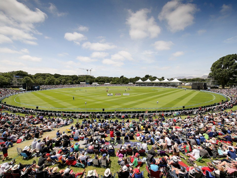 1st & 2nd Tests excl. Intl. Flights NZ v ENG package Gullivers